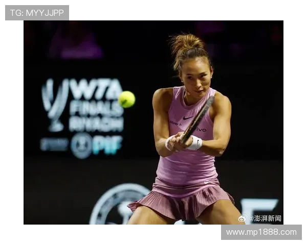 郑钦文对阵高芙激战精彩呈现 郑钦文对阵高芙激战精彩呈现